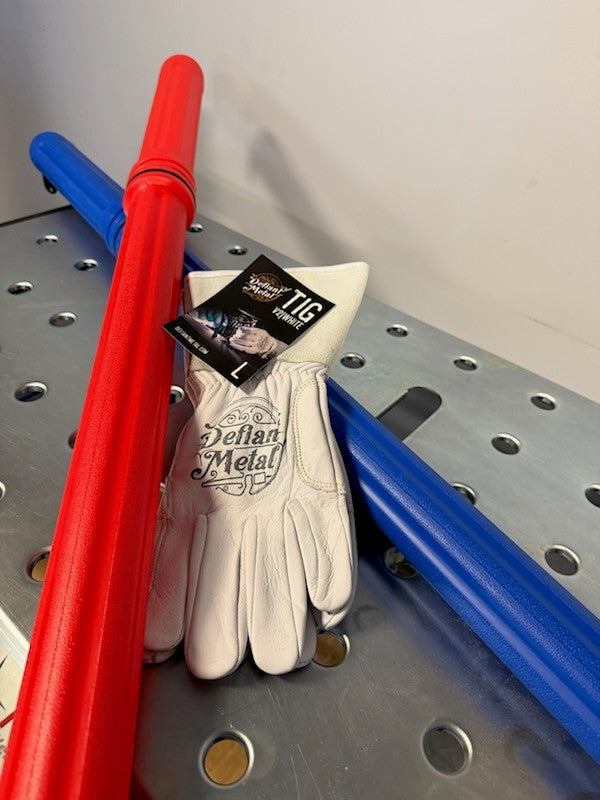USA 250th Anniversary TIG Bundle – Defiant Metal White Gloves + Red & Blue Filler Rod Holders